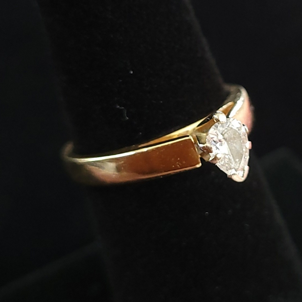 White Gold Diamond Engagement Ring (6.5)